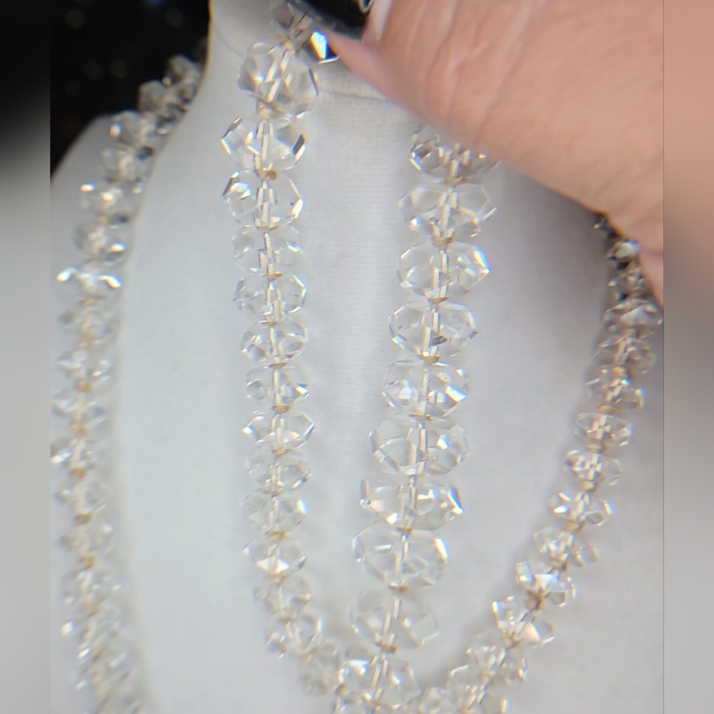 ***SOLD Vintage 24 + In Clear Quartz Multi Faceted Rock Crystal Necklace - Picture 7 of 12